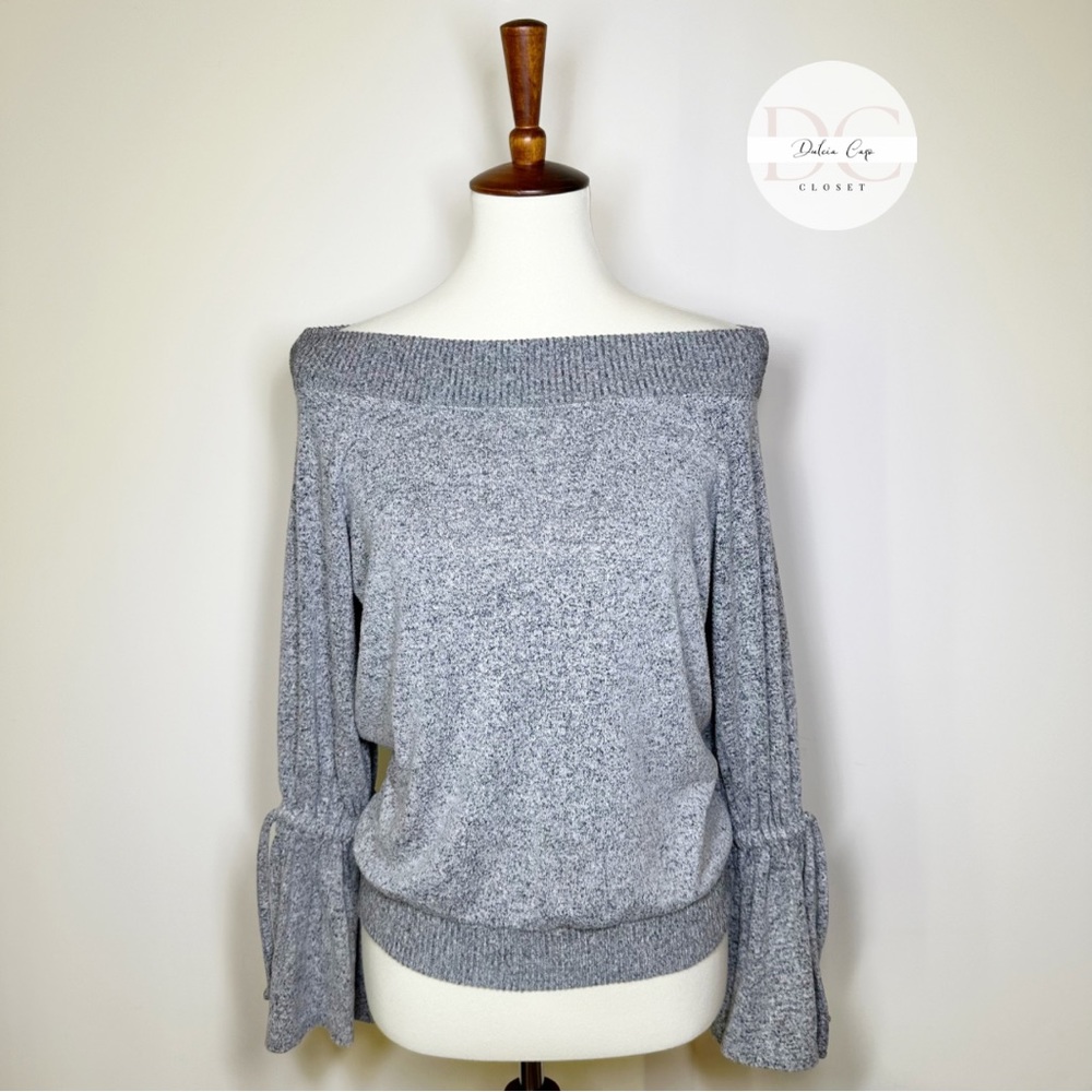 EXPRESS Off the shoulder grey sweater Size Small